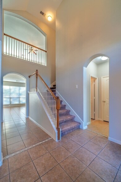 Building Photo - 138 Magnolia Grove Ln