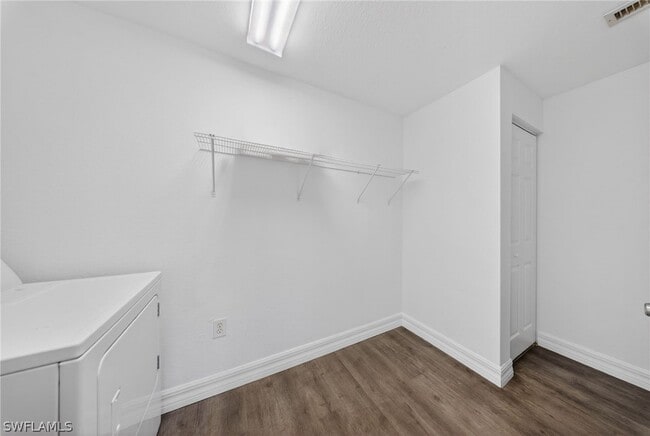 Building Photo - 7925 Preserve Cir