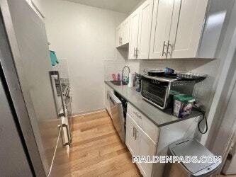 Building Photo - 475 Highland Ave