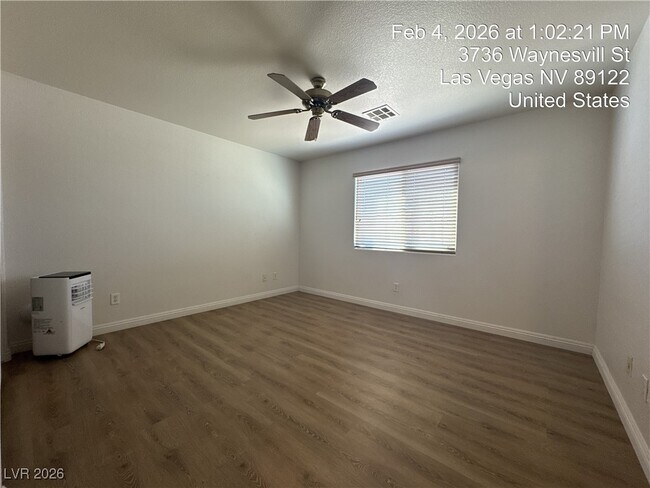 Building Photo - 3736 Waynesvill St