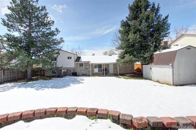 Building Photo - 6233 W Caley Ave