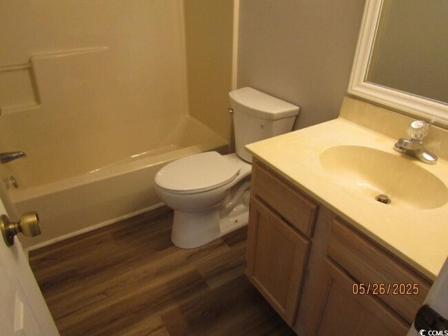 Building Photo - 4103 Pinehurst Cir