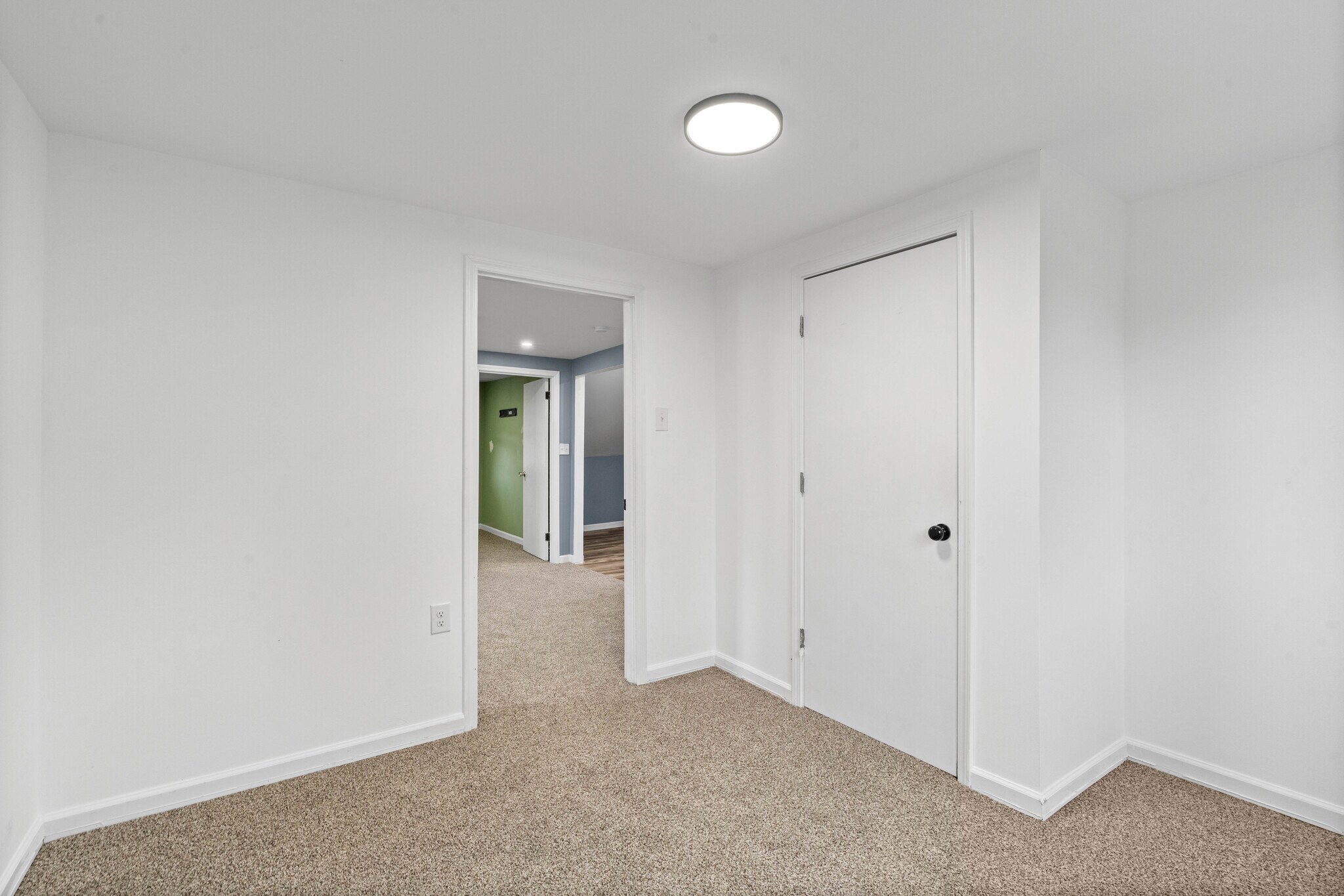 Building Photo - 2416 Sherry Rd