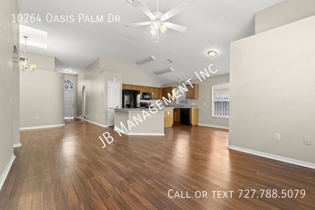 Building Photo - 10264 Oasis Palm Dr