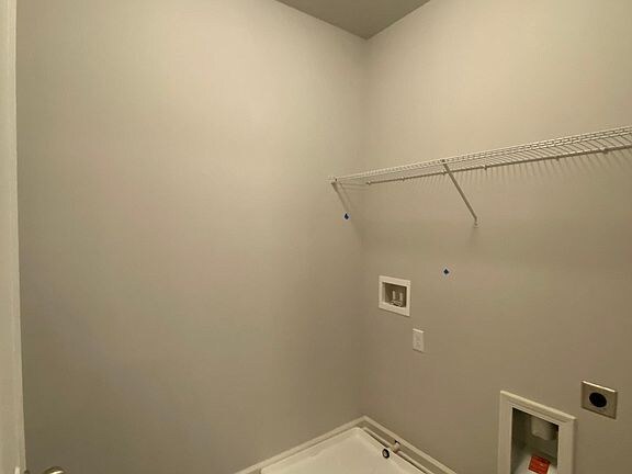 Building Photo - 1727 Holman Forest Dr NE