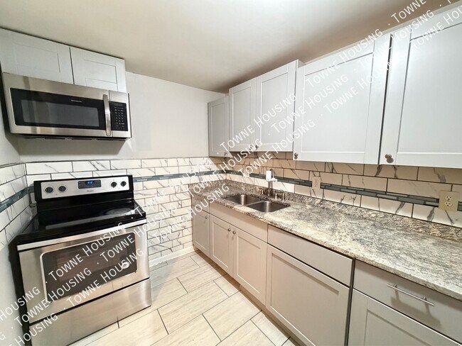 Building Photo - 132 Denrose Dr