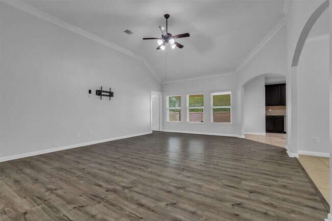 Building Photo - 20607 Silver Tea Ave