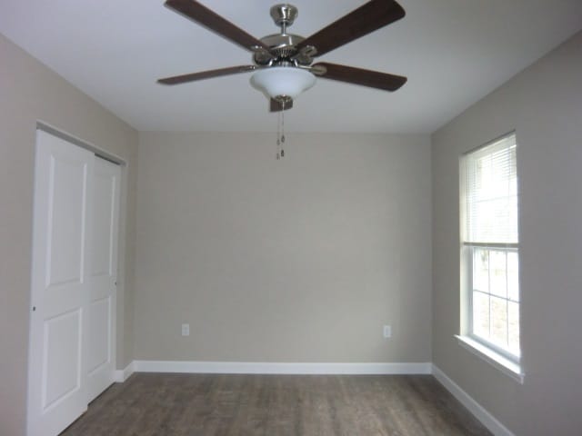 Building Photo - 1469 Village Circle Dr