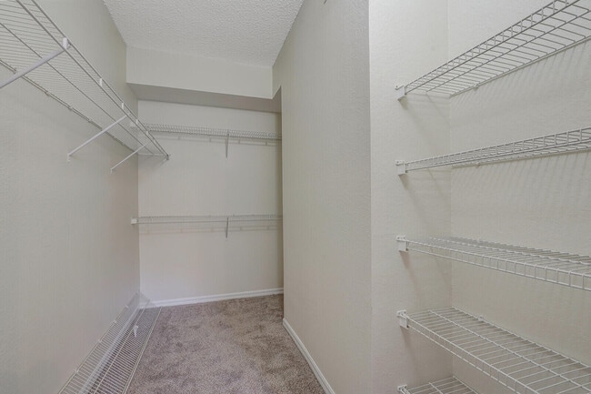 Building Photo - 2916 Tuscany Ct