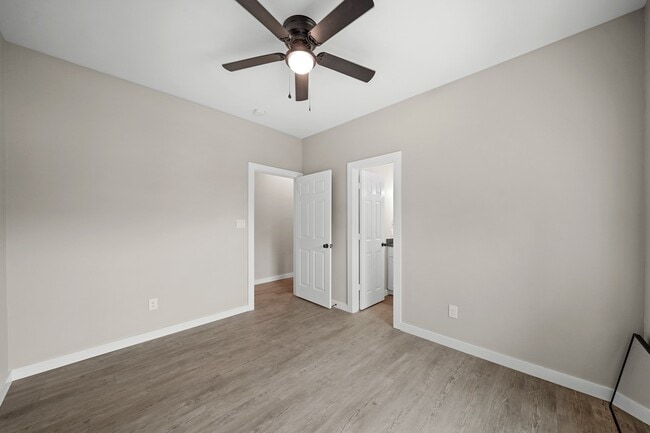 Building Photo - 1644 County Rd 180