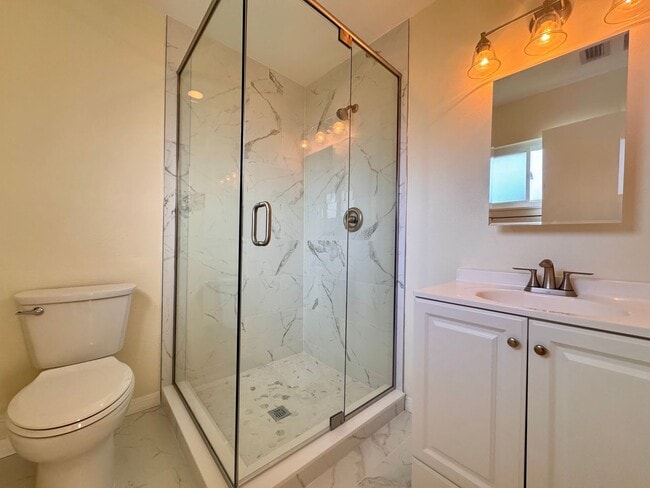 Building Photo - Charming 3 Bed/2 Bath Single Family Home in Winter Park!