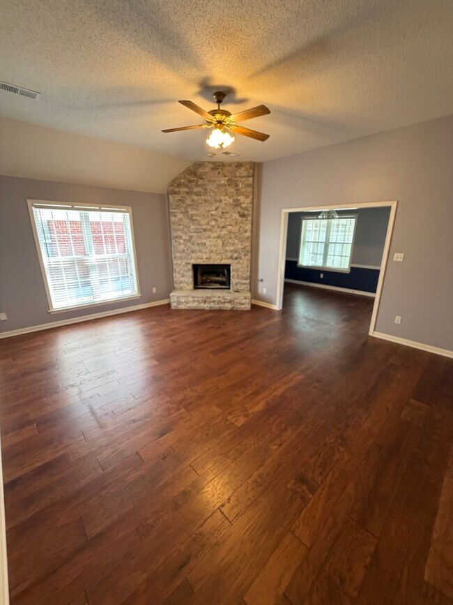 Building Photo - 1147 Junco Cove