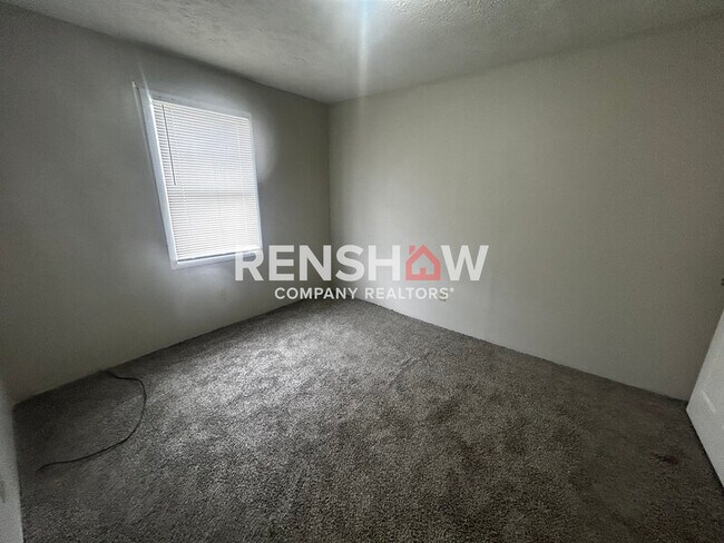 Building Photo - 926 Old Hickory Blvd