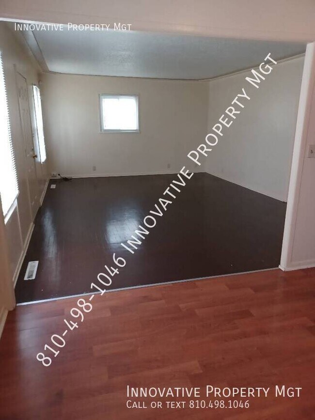 Building Photo - 2829 Plainfield Ave