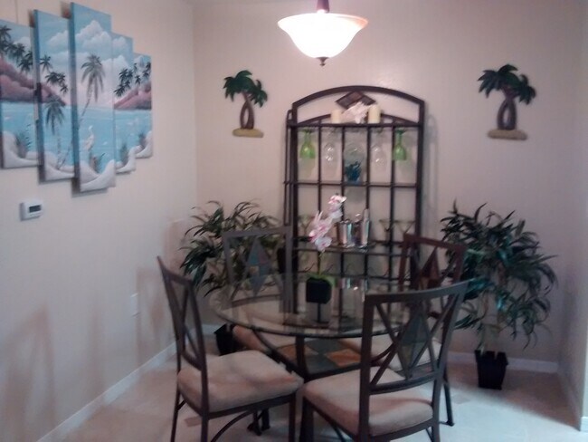 Dining Room - 7411 Vista Way
