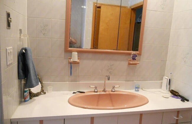 Building Photo - 19 Berglund Ave