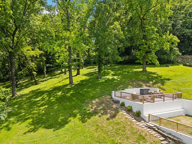 Building Photo - 4604 Mountainview Dr