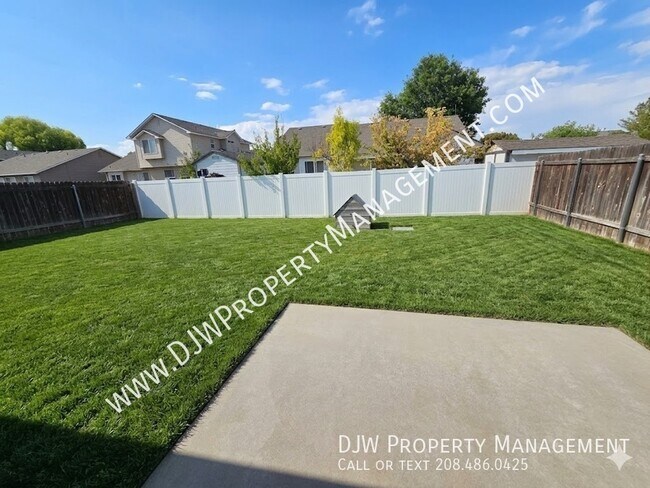 Building Photo - 10638 Gossamer-