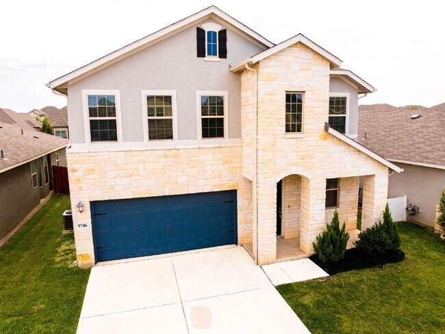 Building Photo - Beautifully Upgraded 3-Bedroom Home for Re...