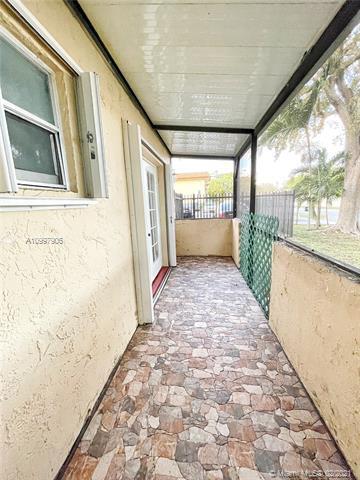 Building Photo - 10905 SW 88th St