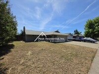 Building Photo - Very Nice 3bd/1.5ba House!