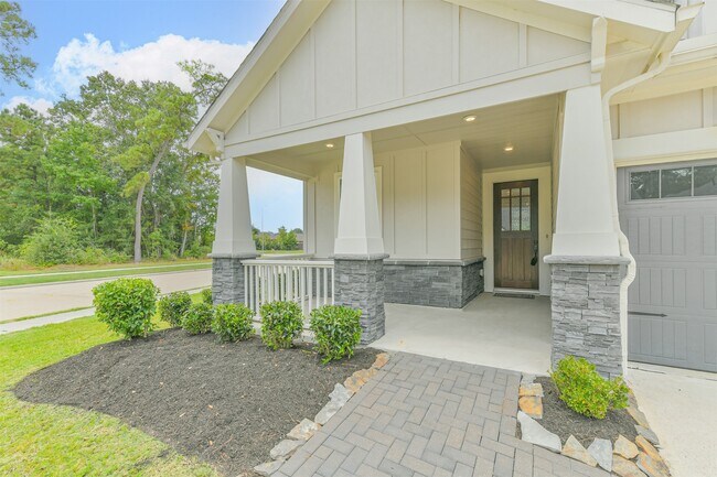 Building Photo - 16615 Tranquility Grove Dr