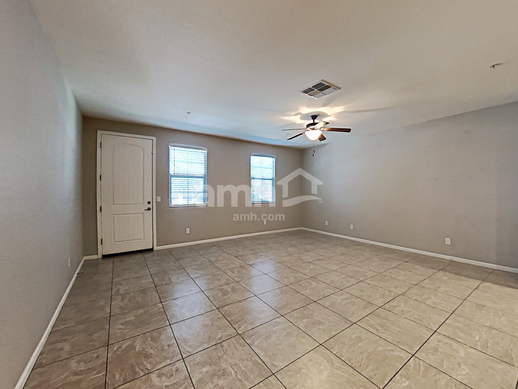 Building Photo - 20765 W Thomas Rd