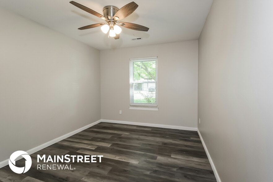 Building Photo - 218 Brower Ln