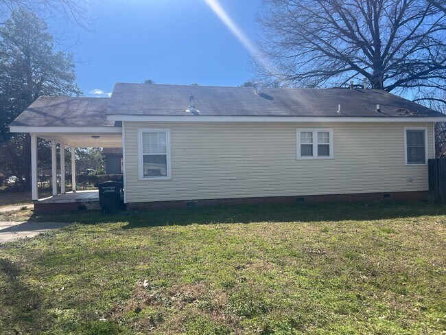 Building Photo - 8004 S hwy 161