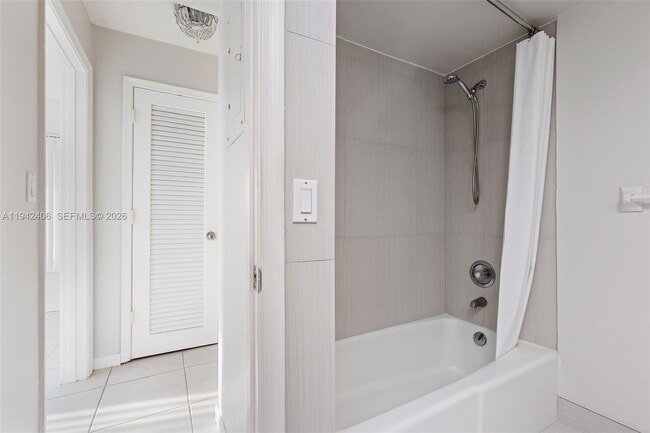 Building Photo - 1151 N Fort Lauderdale Beach Blvd