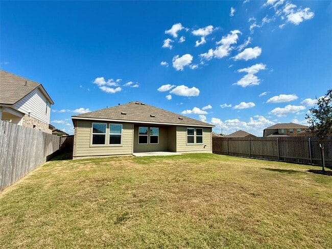 Building Photo - 431 Sebring Cir