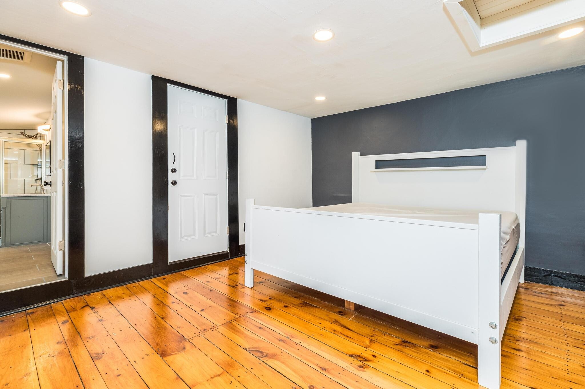 Building Photo - 21 Union St