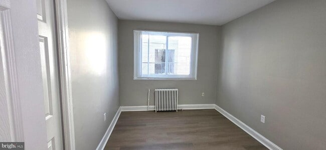 Building Photo - 3207 11th Pl SE