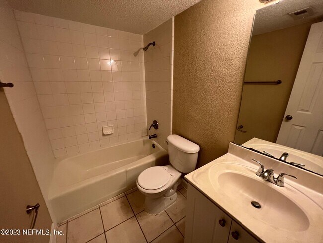 Building Photo - 6654 Bell Tower Ct