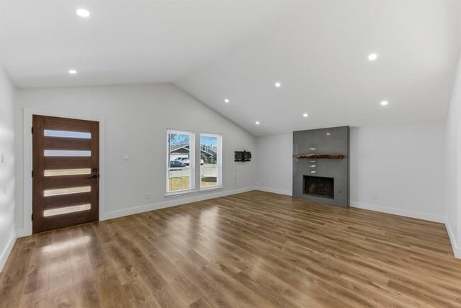 Building Photo - 3817 Leafield Dr