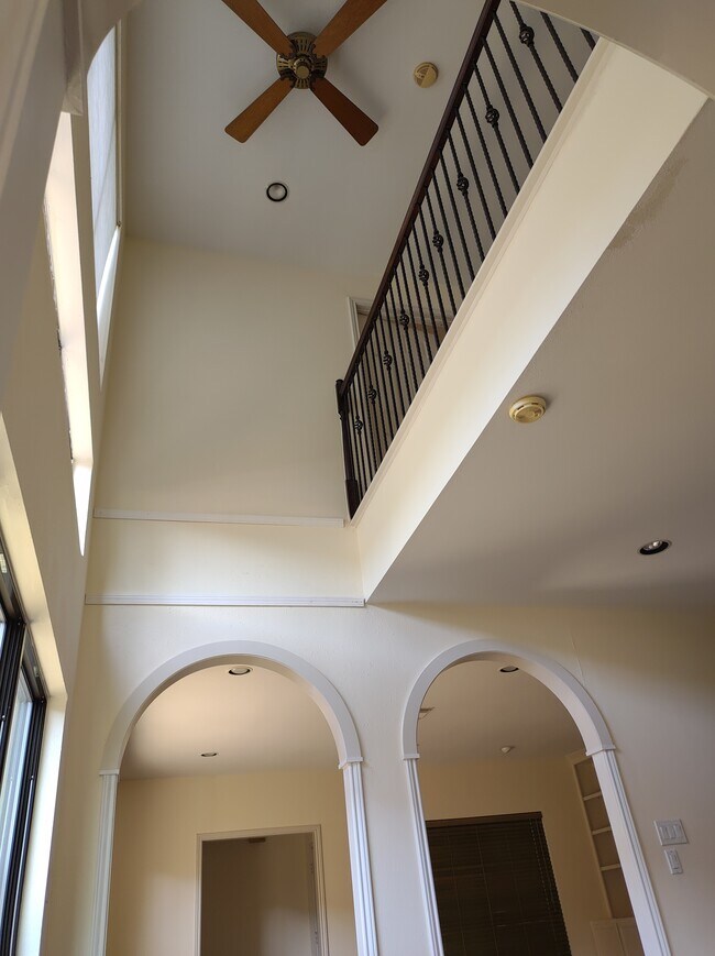 Building Photo - 2454 Bering Dr