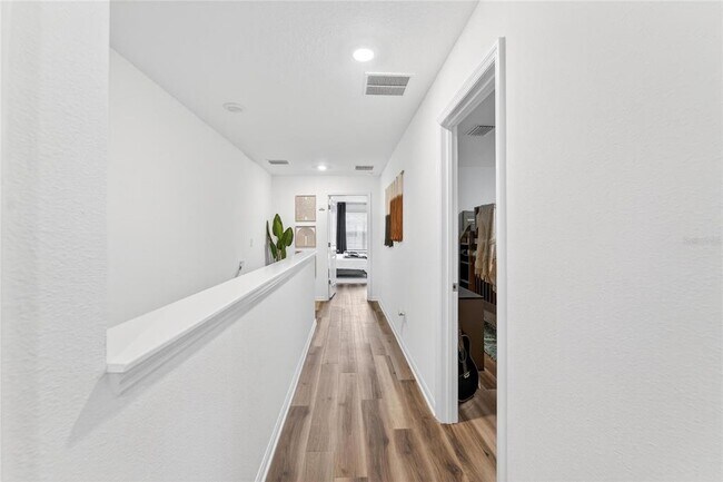 Building Photo - 10718 Ironwood Tree Wy