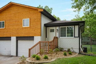 Building Photo - 501 N Monroe St