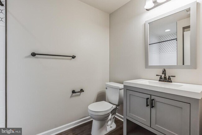 Building Photo - 8443 Clear Spring Dr