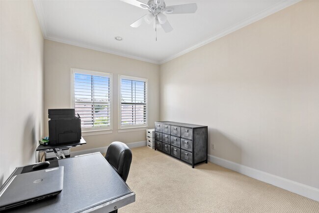 Building Photo - 1202 Wynden Commons Ln