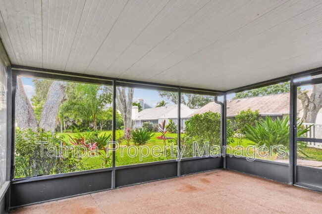 Building Photo - 16214 Pebblebrook Dr
