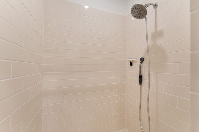 Building Photo - 516 Bristol Tide Ct