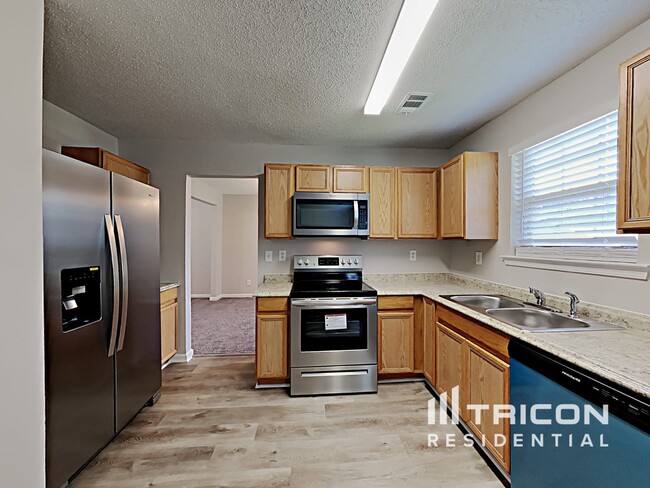 Building Photo - 1115 St Phillips Ct