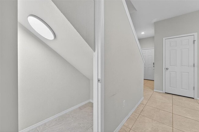 Building Photo - 4736 White Sanderling Ct