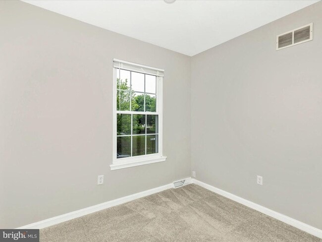 Building Photo - 430 Spalding Ct