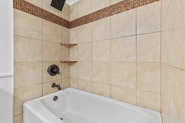 Building Photo - 8400 Jamestown Dr