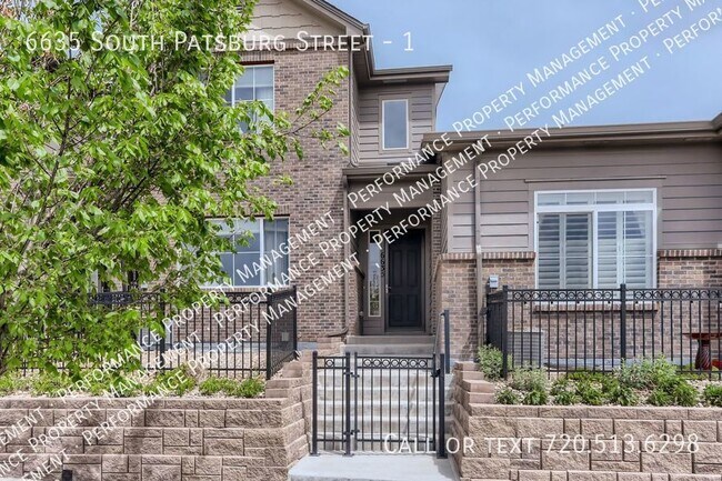 Building Photo - Beautiful Beacon Point Townhome