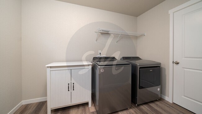 Building Photo - Pristine Two Story In Lorson Ranch