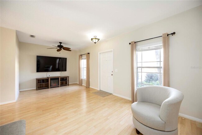Building Photo - 6235 Flagfish Ct