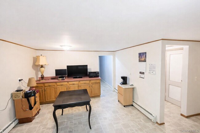 Building Photo - 178 Adirondack Dr